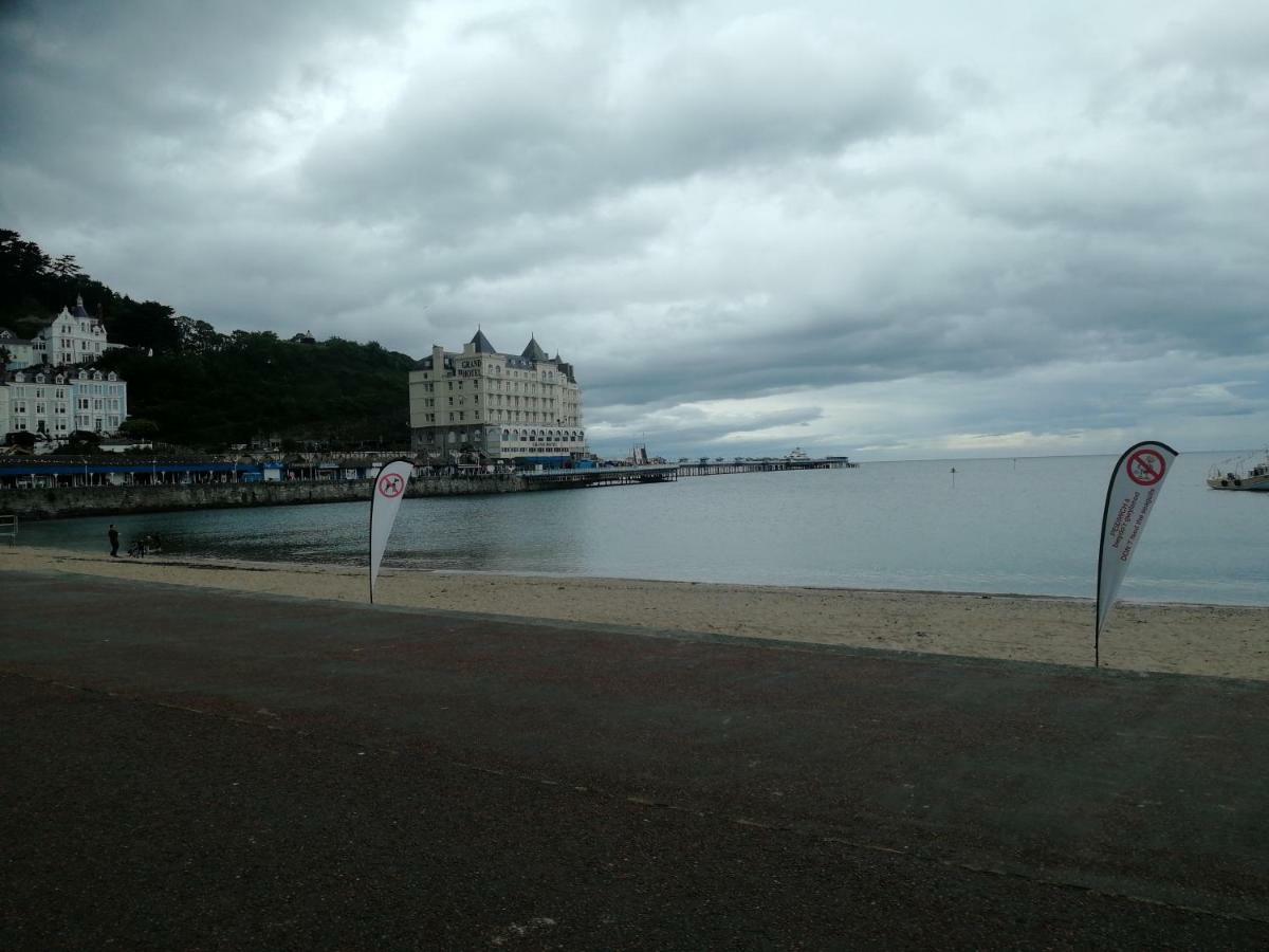 Overton Villa Hotel Llandudno Luaran gambar